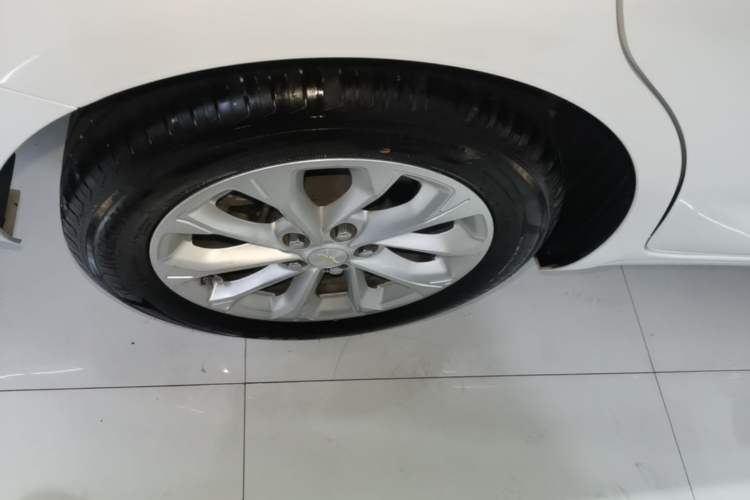 Used Chevrolet Monza 2024 1.5L Dual-Clutch Enjoyment Edition Right Rear Wheel Hub