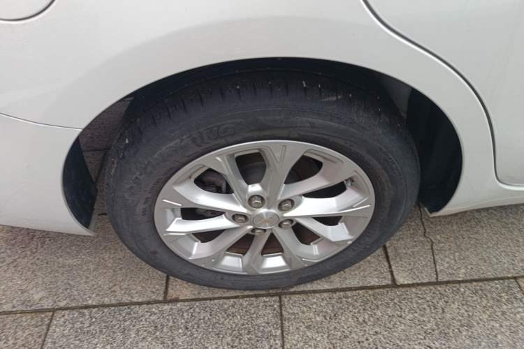 Used Chevrolet Monza 2024 1.5L Dual-Clutch Enjoyment Edition Right Rear Wheel Hub