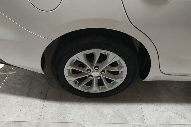 Used Chevrolet Monza 2024 1.5L Dual-Clutch Enjoyment Edition Right Rear Wheel Hub