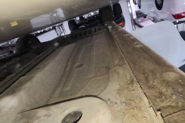 Used Chevrolet Monza 2024 1.5L Dual-Clutch Enjoyment Edition Right Side Sill