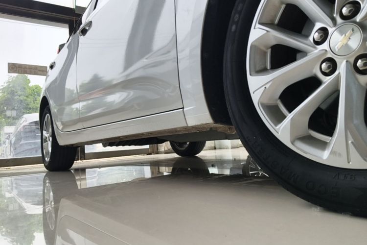 Used Chevrolet Monza 2024 1.5L Dual-Clutch Enjoyment Edition Right Side Sill