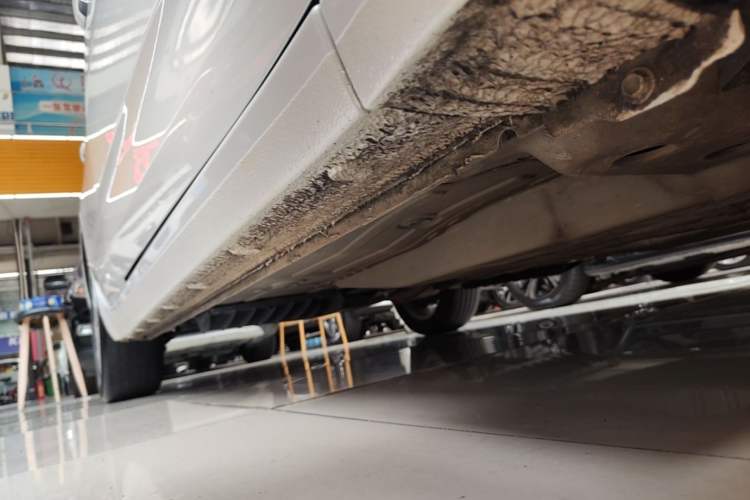 Used Chevrolet Monza 2024 1.5L Dual-Clutch Enjoyment Edition Right Side Sill