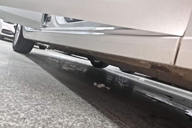 Used Chevrolet Monza 2024 1.5L Dual-Clutch Enjoyment Edition Right Side Sill