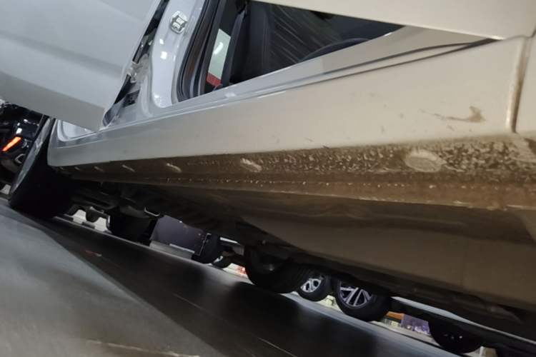 Used Chevrolet Monza 2024 1.5L Dual-Clutch Enjoyment Edition Right Side Sill