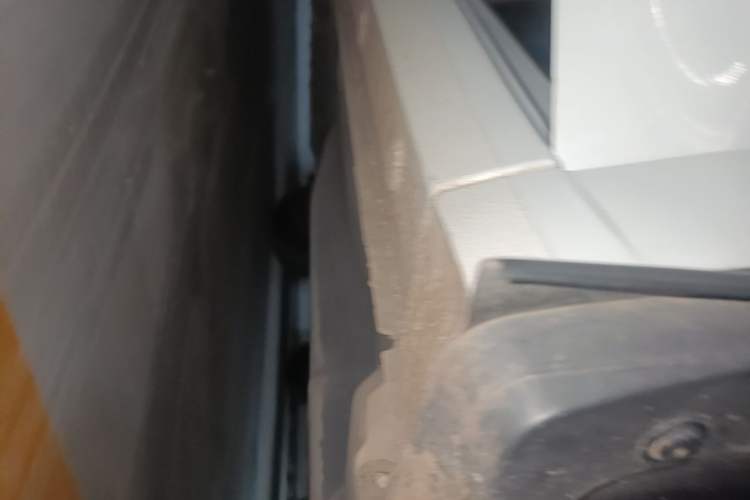 Used Chevrolet Monza 2024 1.5L Dual-Clutch Enjoyment Edition Right Side Sill
