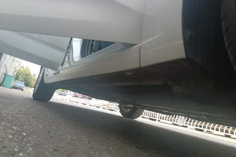 Used Chevrolet Monza 2024 1.5L Dual-Clutch Enjoyment Edition Right Side Sill