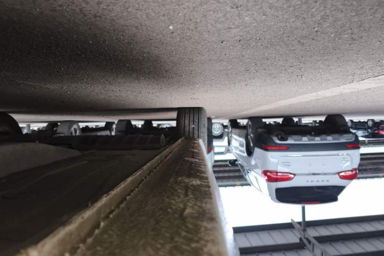 Used Chevrolet Monza 2024 1.5L Dual-Clutch Enjoyment Edition Right Side Sill