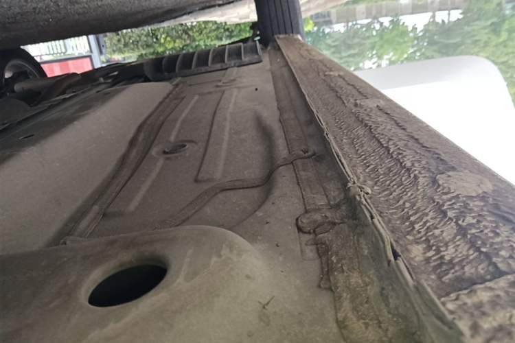 Used Chevrolet Monza 2024 1.5L Dual-Clutch Enjoyment Edition Right Side Sill