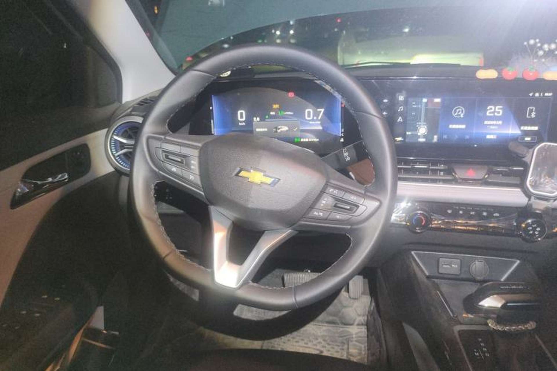 Used Chevrolet Monza 2024 1.5L Dual-Clutch Enjoyment Edition Steering Wheel