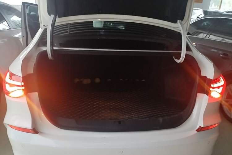 Used Chevrolet Monza 2024 1.5L Dual-Clutch Enjoyment Edition Trunk