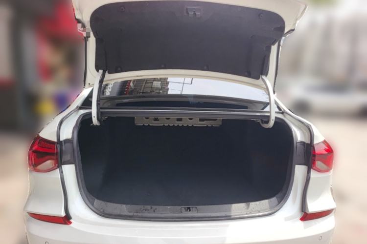 Used Chevrolet Monza 2024 1.5L Dual-Clutch Enjoyment Edition Trunk