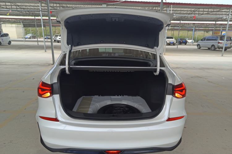 Used Chevrolet Monza 2024 1.5L Dual-Clutch Enjoyment Edition Trunk
