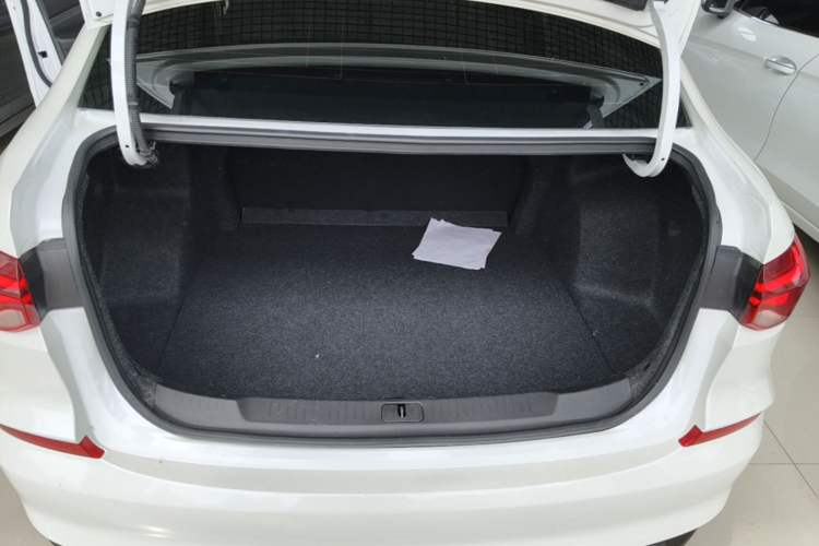 Used Chevrolet Monza 2024 1.5L Dual-Clutch Enjoyment Edition Trunk