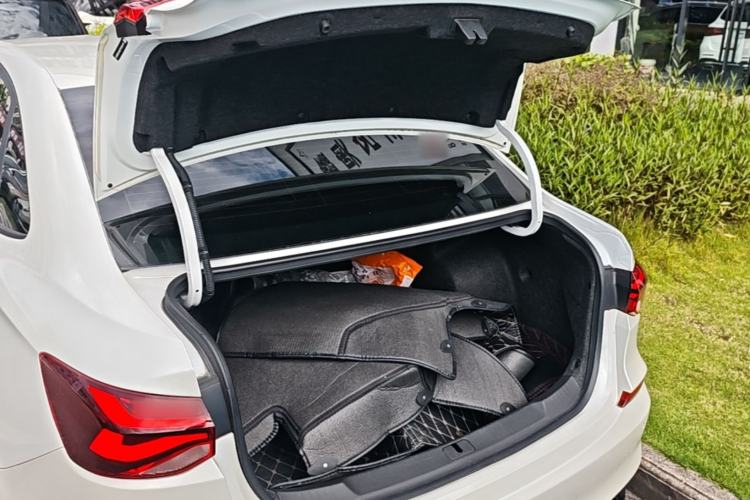 Used Chevrolet Monza 2024 1.5L Dual-Clutch Enjoyment Edition Trunk