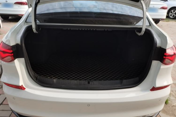 Used Chevrolet Monza 2024 1.5L Dual-Clutch Enjoyment Edition Trunk