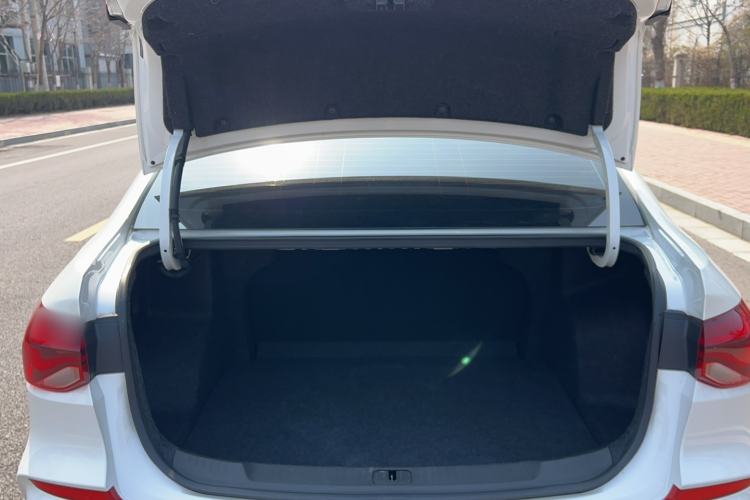 Used Chevrolet Monza 2024 1.5L Dual-Clutch Enjoyment Edition Trunk