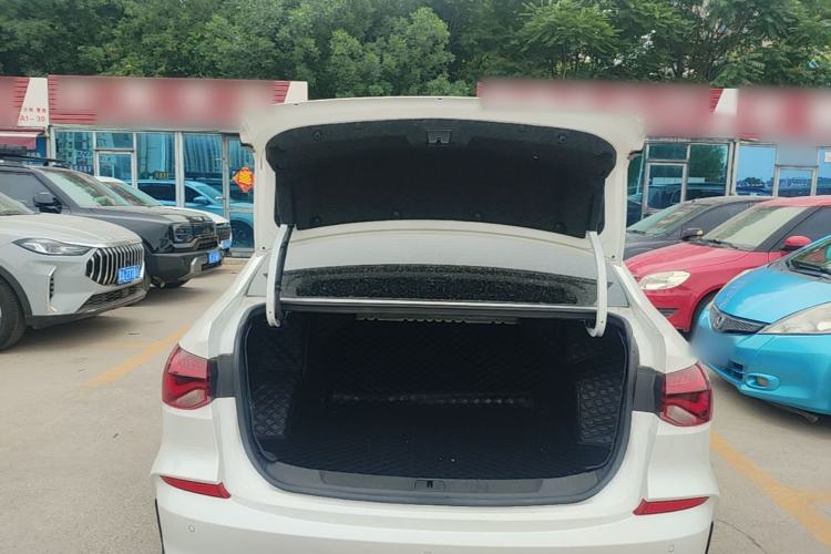 Used Chevrolet Monza 2024 1.5L Dual-Clutch Enjoyment Edition Trunk