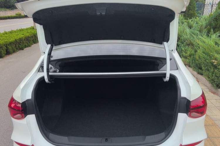 Used Chevrolet Monza 2024 1.5L Dual-Clutch Enjoyment Edition Trunk