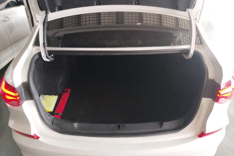 Used Chevrolet Monza 2024 1.5L Dual-Clutch Enjoyment Edition Trunk