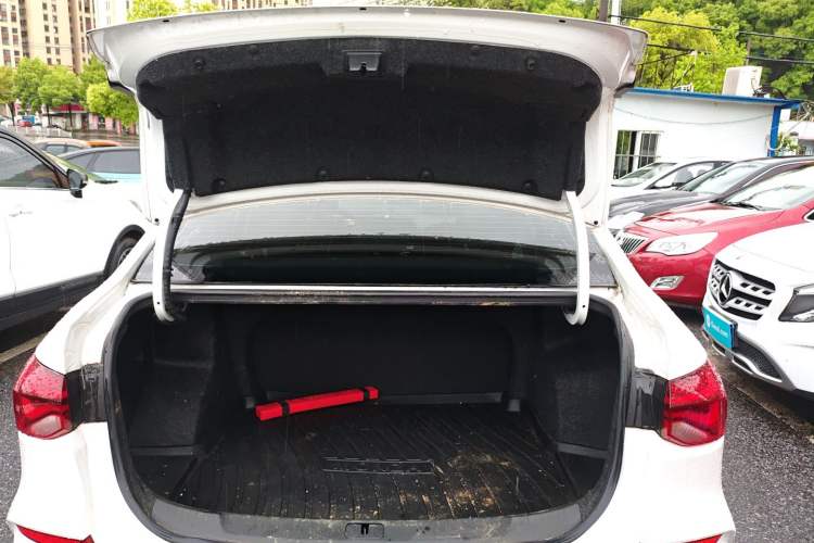 Used Chevrolet Monza 2024 1.5L Dual-Clutch Enjoyment Edition Trunk