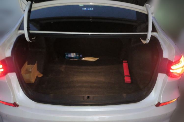 Used Chevrolet Monza 2024 1.5L Dual-Clutch Enjoyment Edition Trunk
