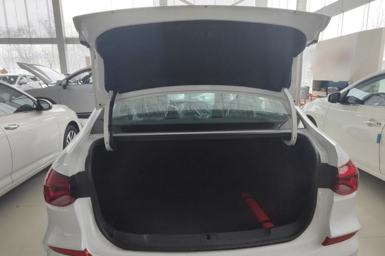 Used Chevrolet Monza 2024 1.5L Dual-Clutch Enjoyment Edition Trunk
