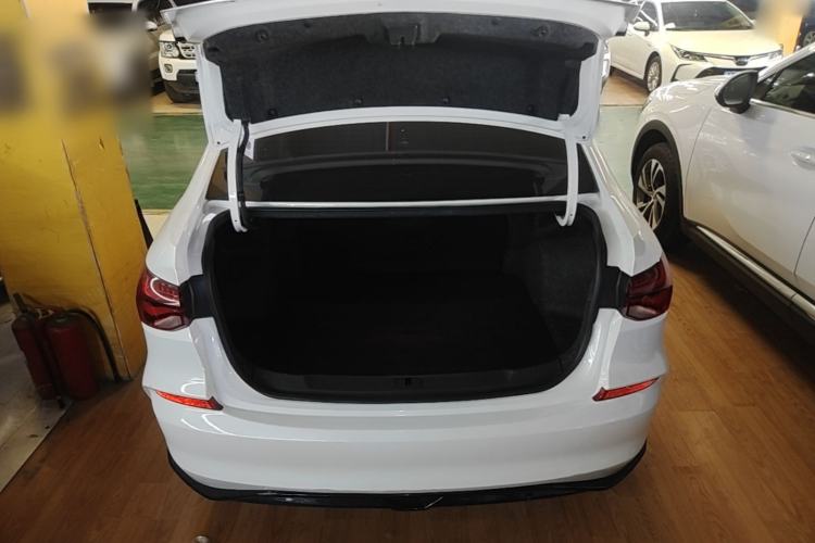 Used Chevrolet Monza 2024 1.5L Dual-Clutch Enjoyment Edition Trunk