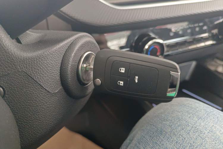 Used Chevrolet Monza 2024 1.5L Dual-Clutch Enjoyment Edition Vehicle Key