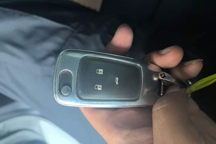 Used Chevrolet Monza 2024 1.5L Dual-Clutch Enjoyment Edition Vehicle Key