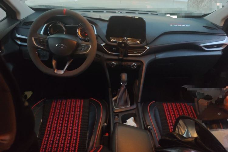 Used Chevrolet Orlando 2018 Redline 530T Automatic Enjoyment Edition (5+2 Model) – China V Standard Center Console