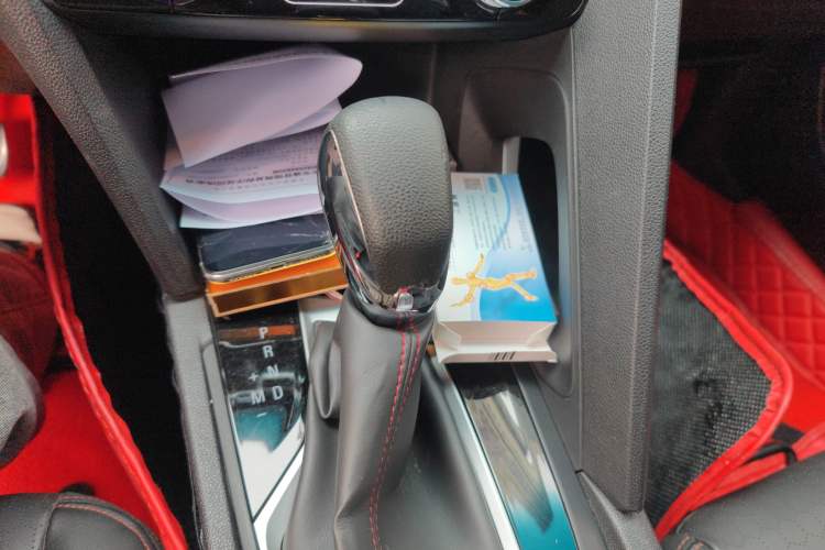 Used Chevrolet Orlando 2018 Redline 530T Automatic Zhaoxiang Edition (5+2 Seating) – China V Standard Gear Lever
