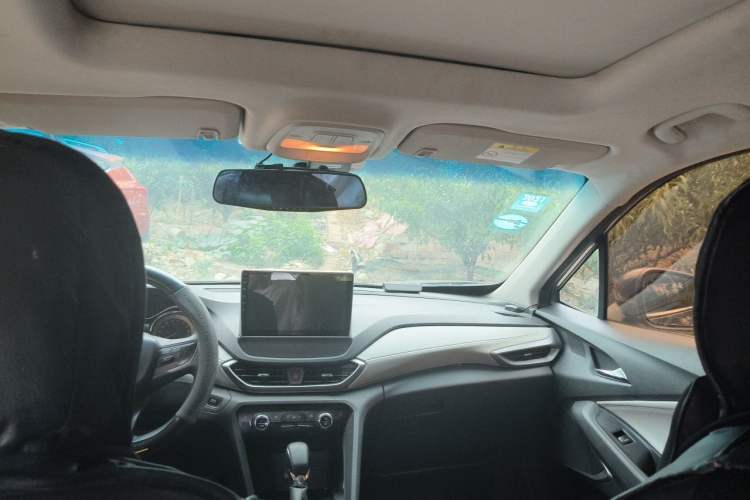 Used Chevrolet Orlando 2018 530T Automatic Luxury Edition (5+2 Model) China V Standard Headliner