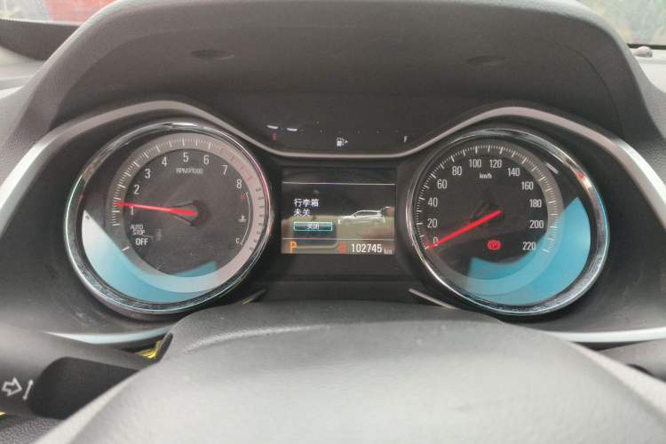 Used Chevrolet Orlando 2018 530T Automatic Luxury Edition (5+2 Model) China V Standard Instrument Cluster