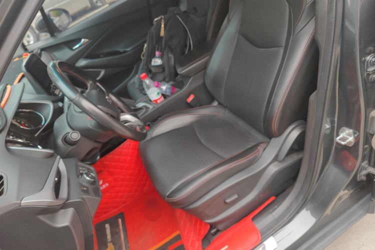 Used Chevrolet Orlando 2018 Redline 530T Automatic Zhaoxiang Edition (5+2 Seating) – China V Standard Left Front Seat