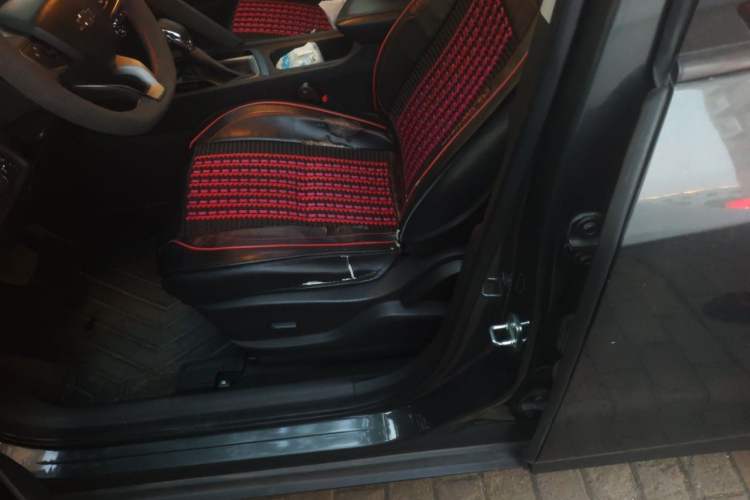 Used Chevrolet Orlando 2018 Redline 530T Automatic Enjoyment Edition (5+2 Model) – China V Standard Left Front Seat