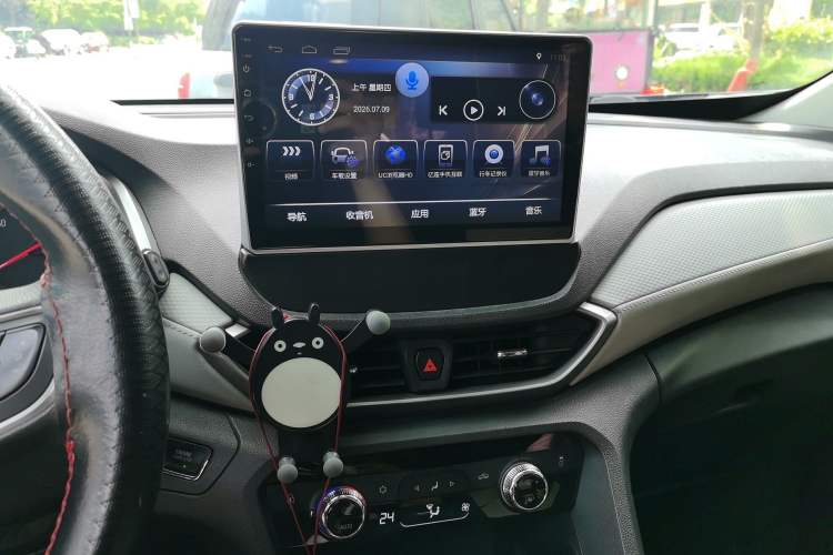 Used Chevrolet Orlando 2018 530T Automatic Luxury Edition (5+2 Model) China V Standard Audio And AC Panel