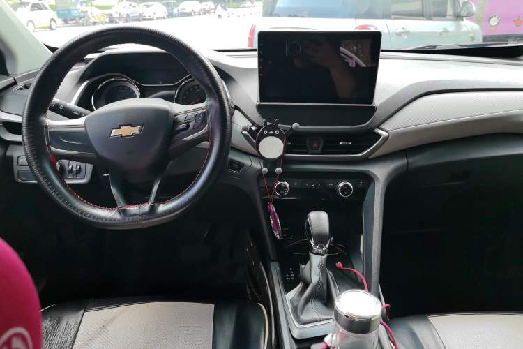 Used Chevrolet Orlando 2018 530T Automatic Luxury Edition (5+2 Model) China V Standard Center Console