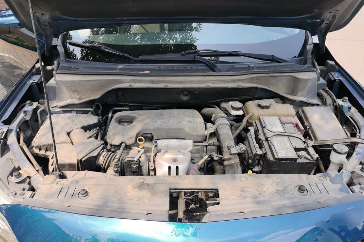 Used Chevrolet Orlando 2018 530T Automatic Luxury Edition (5+2 Model) China V Standard Engine Bay