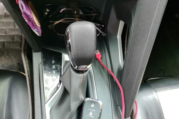 Used Chevrolet Orlando 2018 530T Automatic Luxury Edition (5+2 Model) China V Standard Gear Lever