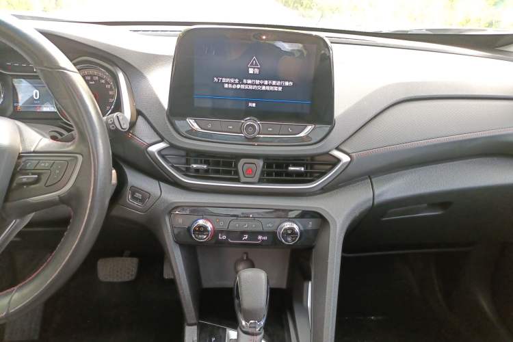 Used Chevrolet Orlando 2018 Redline 530T Automatic Enjoyment Edition (5+2 Model) – China V Standard Audio And AC Panel