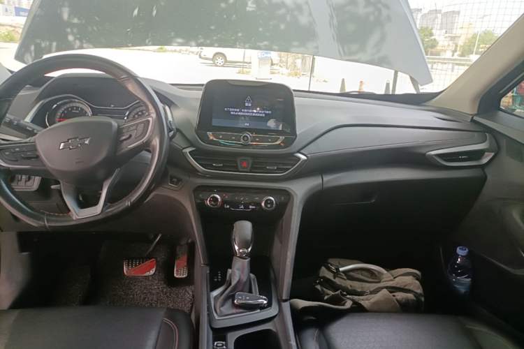 Used Chevrolet Orlando 2018 Redline 530T Automatic Enjoyment Edition (5+2 Model) – China V Standard Audio And AC Panel