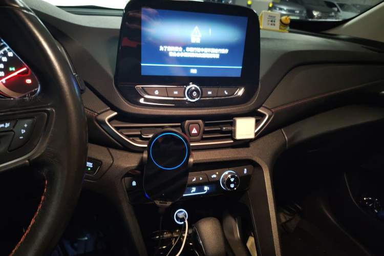 Used Chevrolet Orlando 2018 Redline 530T Automatic Enjoyment Edition (5+2 Model) – China V Standard Audio And AC Panel