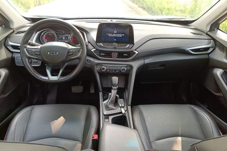 Used Chevrolet Orlando 2018 Redline 530T Automatic Enjoyment Edition (5+2 Model) – China V Standard Center Console