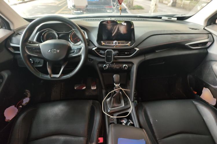 Used Chevrolet Orlando 2018 Redline 530T Automatic Enjoyment Edition (5+2 Model) – China V Standard Center Console