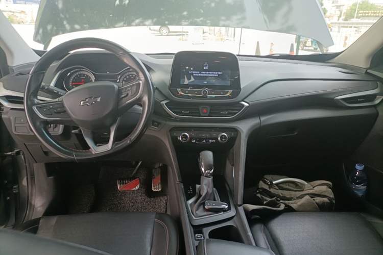 Used Chevrolet Orlando 2018 Redline 530T Automatic Enjoyment Edition (5+2 Model) – China V Standard Center Console