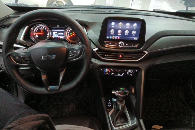 Used Chevrolet Orlando 2018 Redline 530T Automatic Enjoyment Edition (5+2 Model) – China V Standard Center Console