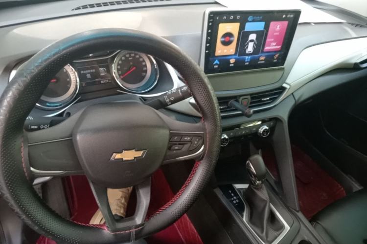 Used Chevrolet Orlando 2018 530T Automatic Luxury Edition (5+2 Model) China V Standard Center Console
