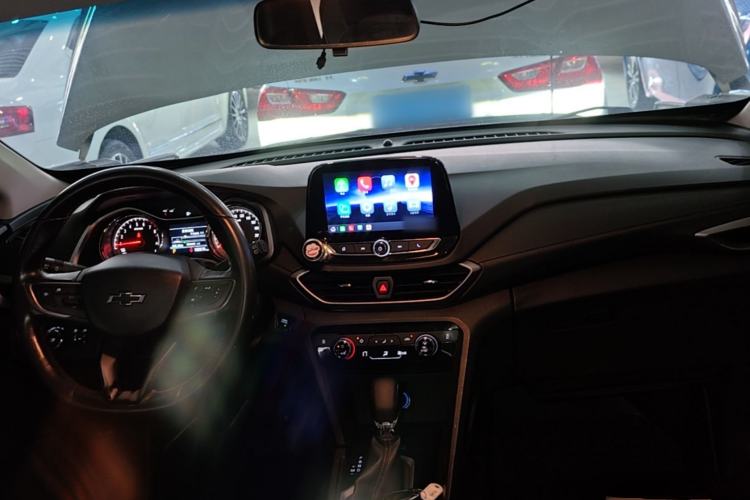 Used Chevrolet Orlando 2018 Redline 530T Automatic Enjoyment Edition (5+2 Model) – China V Standard Center Console