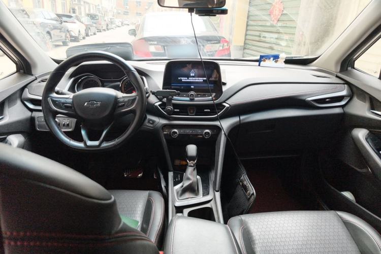 Used Chevrolet Orlando 2018 Redline 530T Automatic Enjoyment Edition (5+2 Model) – China V Standard Center Console