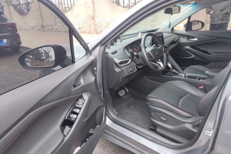 Used Chevrolet Orlando 2018 Redline 530T Automatic Enjoyment Edition (5+2 Model) – China V Standard Driver Seat